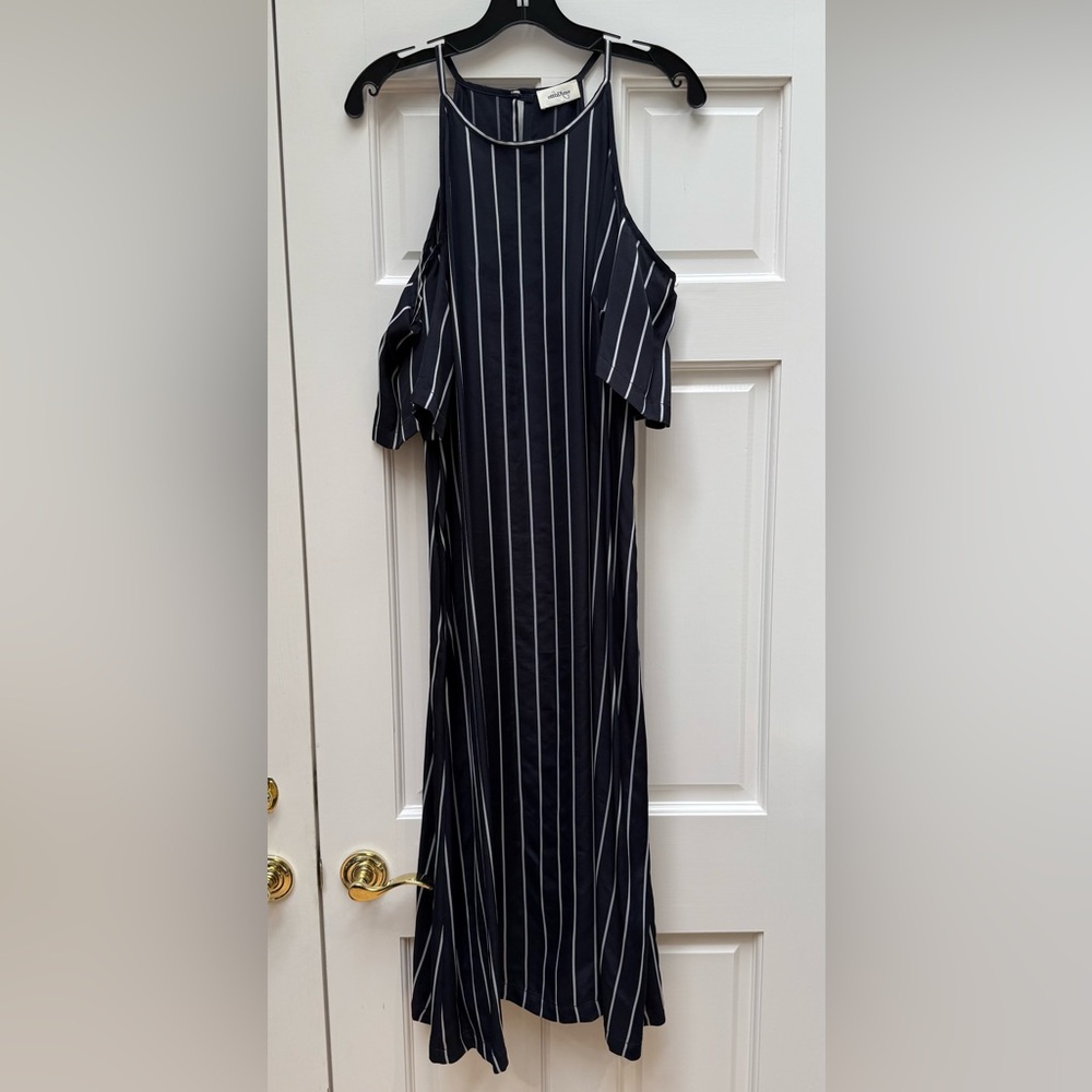 Ottad'Ame Elegant Navy Pinstriped Cold Shoulder Midi